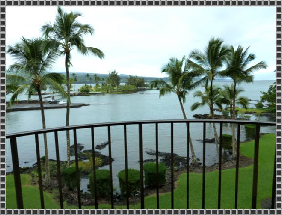 Blick vom Balkon des Castle Hilo Hawaiian Hotel