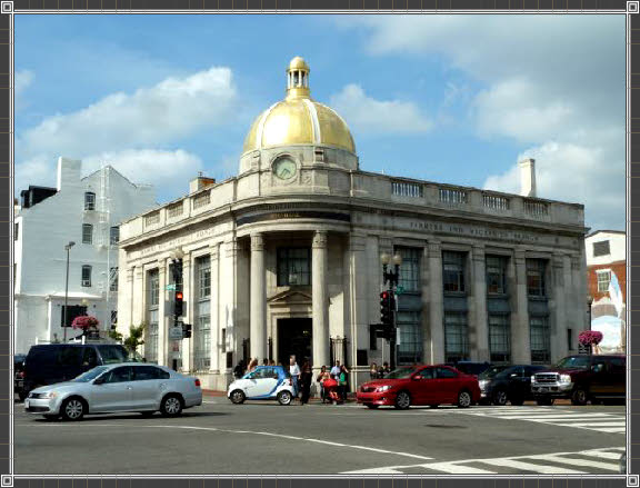 PNC Bank mit Goldkuppel